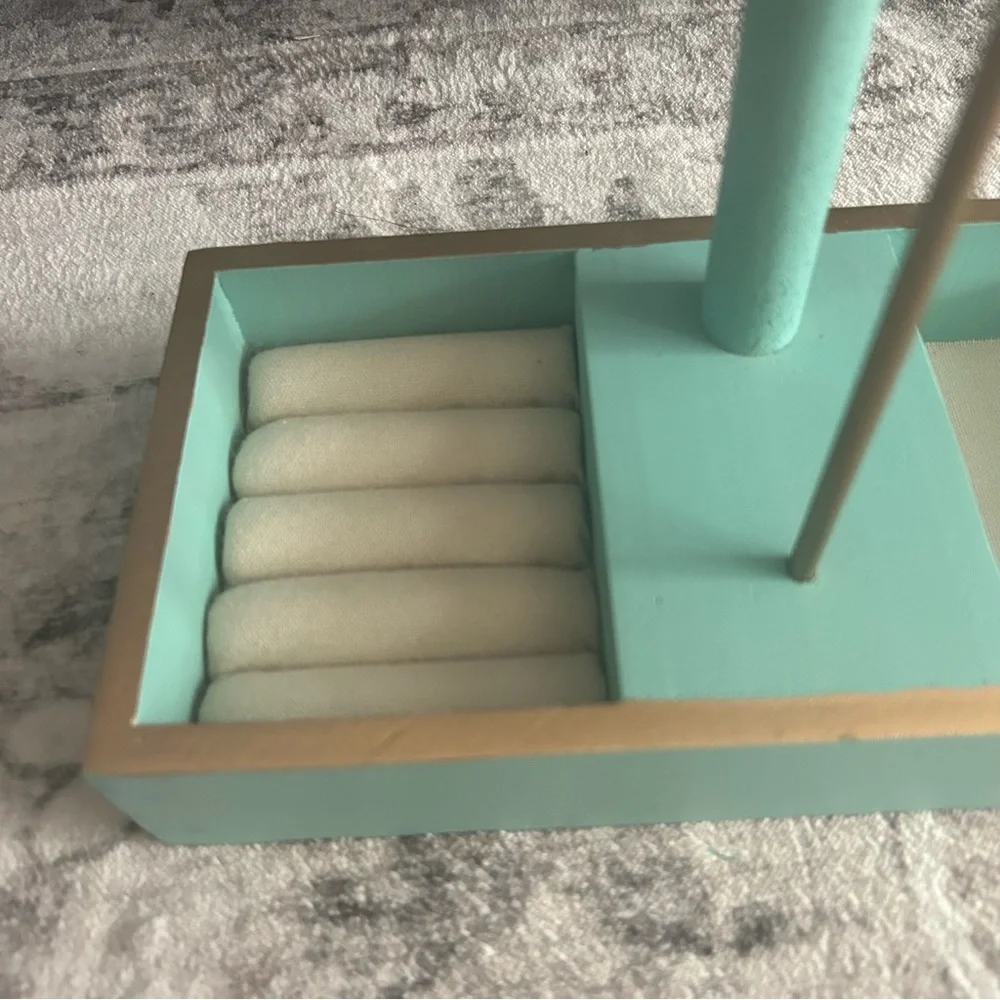 Cream & Teal Jewelry Organizer with Gold Accents
